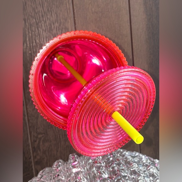 Starbucks Pink Ribbed Iridescent Bling Venti Tumbler 2023 Summ… - Picture 2 of 8